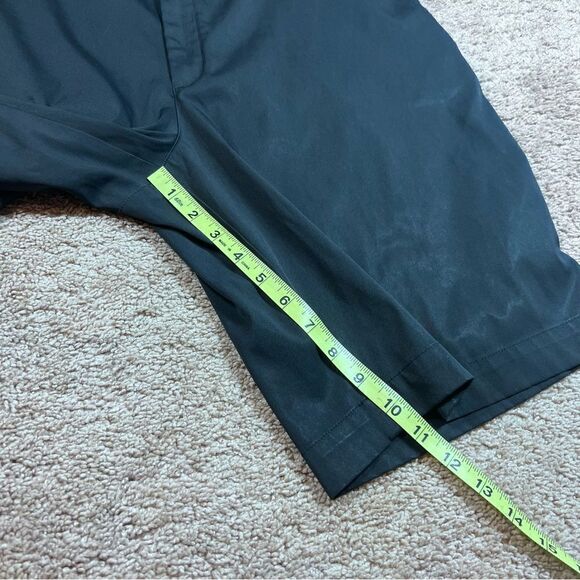 Nike Golf Dri-Fit Flat Lightweight Chino Shorts Size 36 Black 551808 - Picture 3 of 8